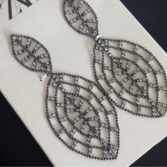 Zara Black Geometric Drop Earrings - Picture 2 of 6